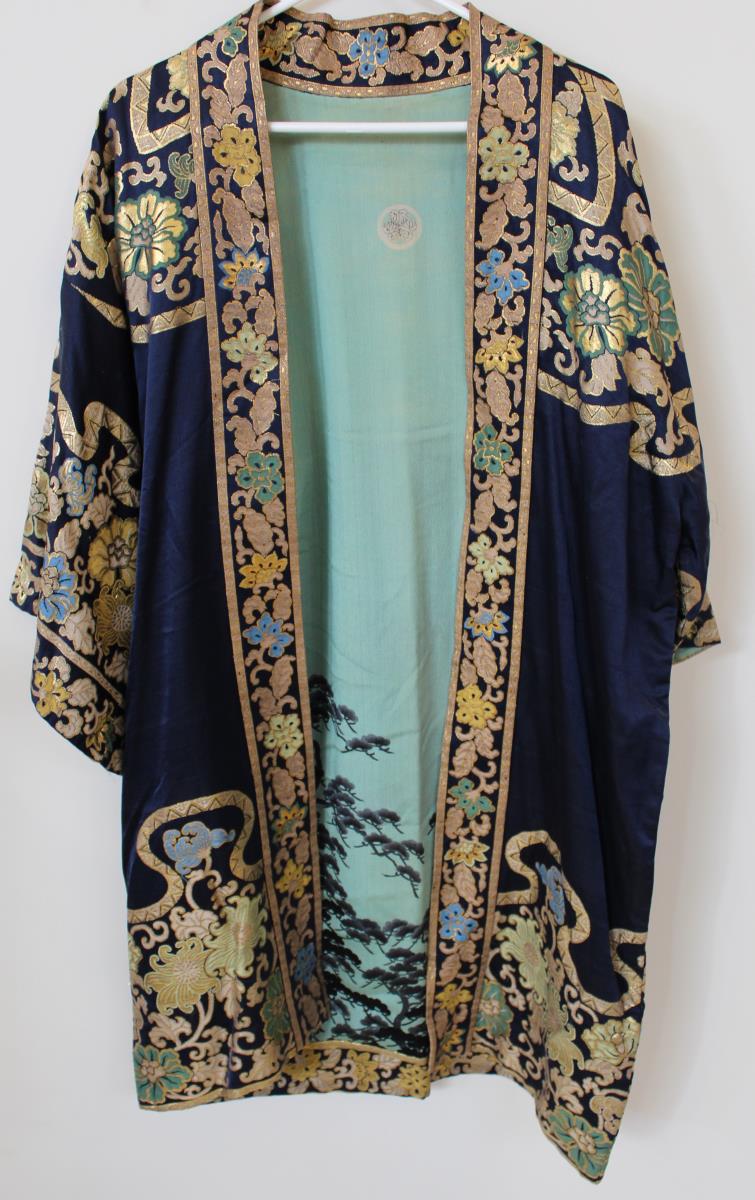 Chinese Embroidered Blue Ladies Summer Coat - Image 15 of 16