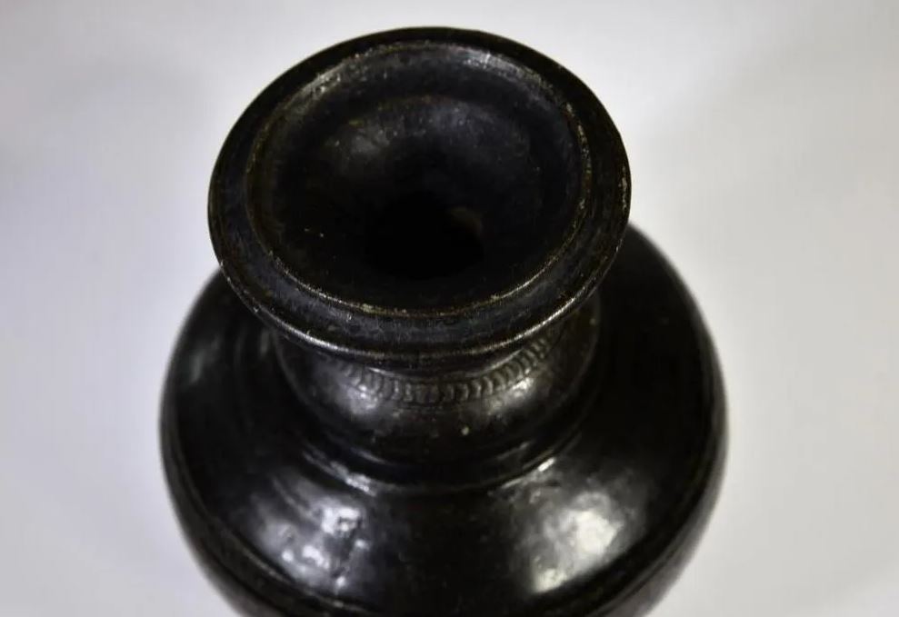 12th C. Stoneware Cambodian Khmer Black Glaze Jar - Image 6 of 7