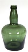 Waldglas-Flasche, 20. Jh., dunkelgrün, stark gebauchter Korpus, H. 20,5 cm