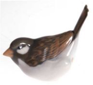 Figur "Spatz", Royal Copenhagen, Nr. 1081, polychrom bemalt, H. 8 cm, L. 8,5 cm