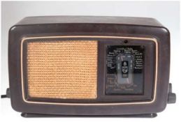 Altes Röhrenradio, 1930er Jahre, Philips 208 U, gefertigt in Holland, Bakelitgehäuse, Funktion nich