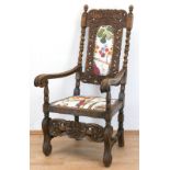 Sessel im Barockstil, Eiche, reich floral und figürlich geschnitzt, Sitz und Rückenlehne neu gepols