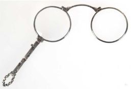 Lorgnette, ausklappbare Stielbrille, 925er Silber, punziert, ziseliert, runde Gläser, L. 11,5 cm