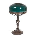Designer-Tischlampe, Messing, grüner, mundgeblasener Glasschirm in Pilzform, im Jugendstil verziert