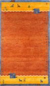Gabbeh, Persien, orange/gelbgrundig, Tier- und Persondarstellungen, 164x92 cm