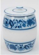 Deckelgefäß, um 1930, Keramik um 1920, tonnenförmig, florale Bordüren und Ränder im Blaudruck, H. 2