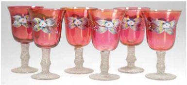 6 Weingläser, farbloser Stiel in Eisglasoptik,  rosafarbene Kuppa mit floraler Emailmalerei, H. 12,