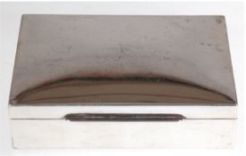 Leuchter, 925er Silber, Rundfuß gefüllt, Stabfries und Palmettenrelief, H. 21,5 cm