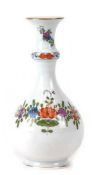 Meissen-Vase, 1. Wahl, Indische Blumenmalerei, zweiteilig, bunt mit Kupferfarben, Goldrand, H. ca. 