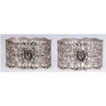 Paar Serviettenringe, 835er Silber, oval, floral durchbrochen, Monogr. "RP", 55 g, Dm. 5,2 cm