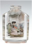 Snuff-Bottle, farbloses Glas, von innen bemalt mit figürlicher Landschaftsdarstellung auf milchig w