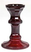 Biedermeier-Kerzenleuchter, rubinrotes Überfangglas, facettiert, H. 18 cm