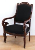 Fauteuil, Frankreich um 1840, Mahagoni, Sitz und Rückenlehne gepolstert, Polster und Zarge aufgearb