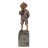 Schmidt-Felling, Julius (ca. 1835-1920) "Barfüßiger Junge", Bronze, braun patiniert, signiert, H. 8