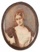 Miniatur "Porträt eines jungen Mädchens mit Flechtfrisur", oval, Ende 19. Jh., Gouache/Bein, 8,3x6,