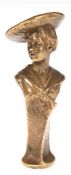 Jugendstil-Petschaft, Bronze, in Form einer Frau mit Hut, monogr. MR, ohne Siegelstempel, H. 9 cm