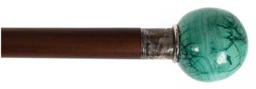 Gehstock, Mahagonischuß mit Silbermanschette und Malachitknauf, L. 96 cm