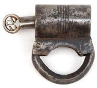 Antikes Vorhängeschloß mit Schlüssel, Eisen, Schlüssel mit Gewinde, funktionstüchtig, 9x7x4 cm