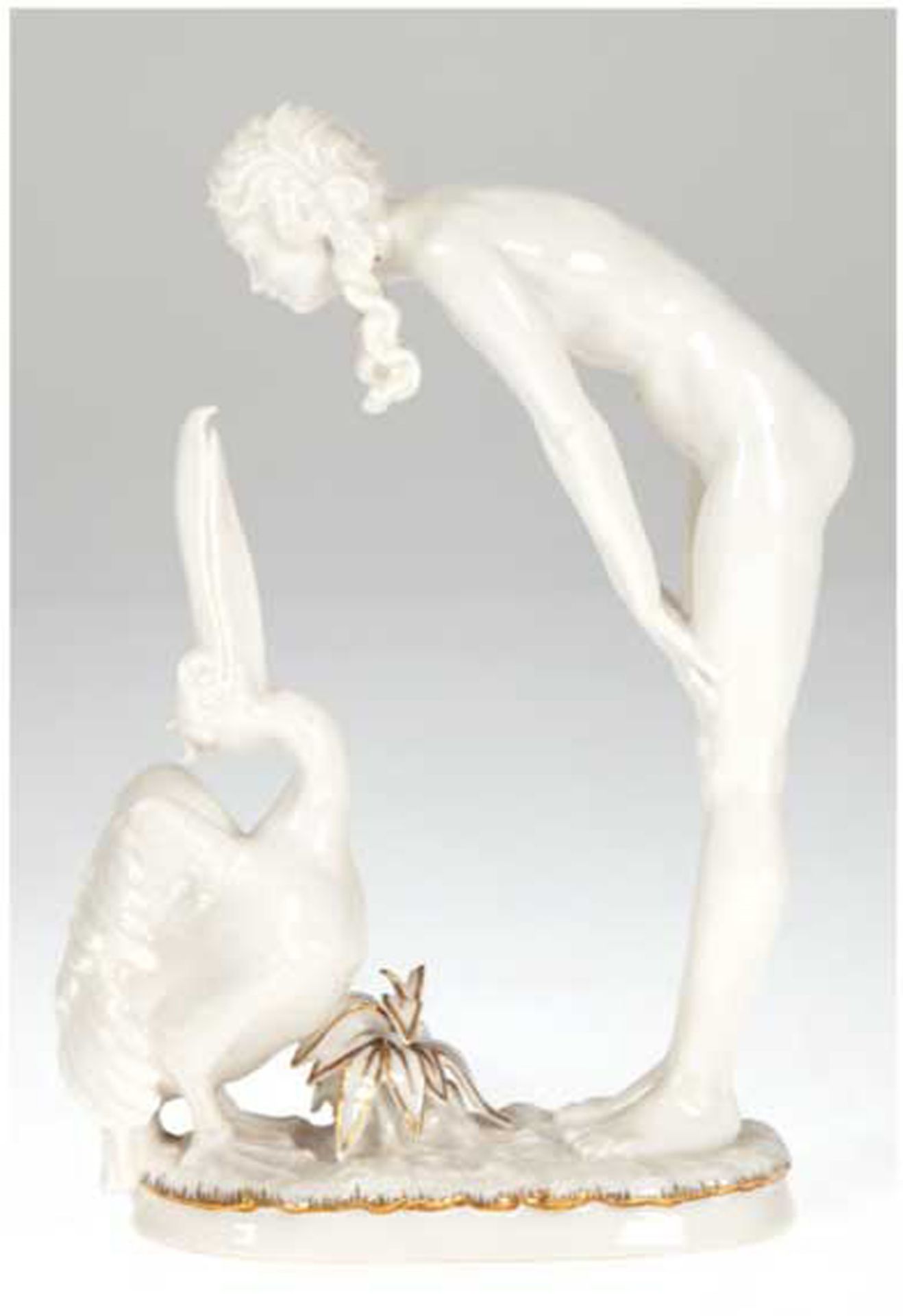 Porzellanfigur "Orakel- weiblicher Akt mit Pelikan", Hutschenreuther, Kunstabteilung, Entwurf Carl