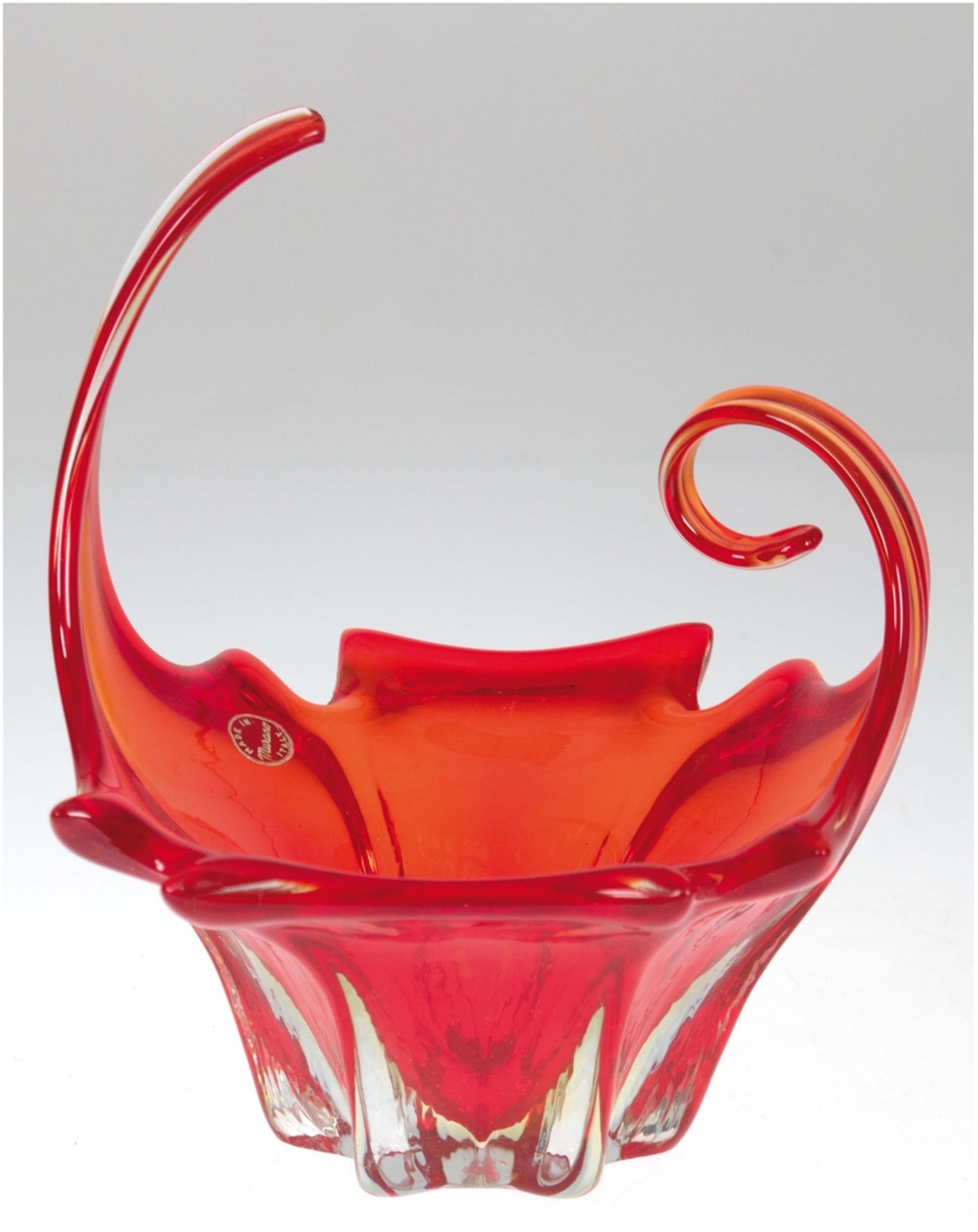 Murano-Schale, mit Etikett, farbloses Glas rot überfangen, sternförmiger Fuß in vertikal gegliedert