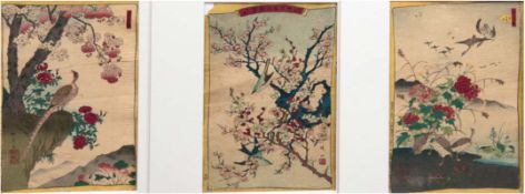 3 Seidenmalereien, Japan um 1900, dabei "Vögel auf blühendem Zweig", "Enten am Teich" und "Fasan in