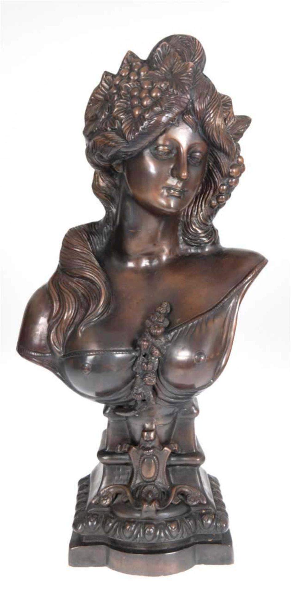 Skulptur "Büste einer jungen Frau", Bronze, braun patiniert, H. 56,5 cm
