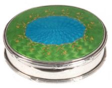 Dose, Birmingham 1907, 925er Silber, punziert, blau/grüne Transluzidemaille mit floraler Goldverzie