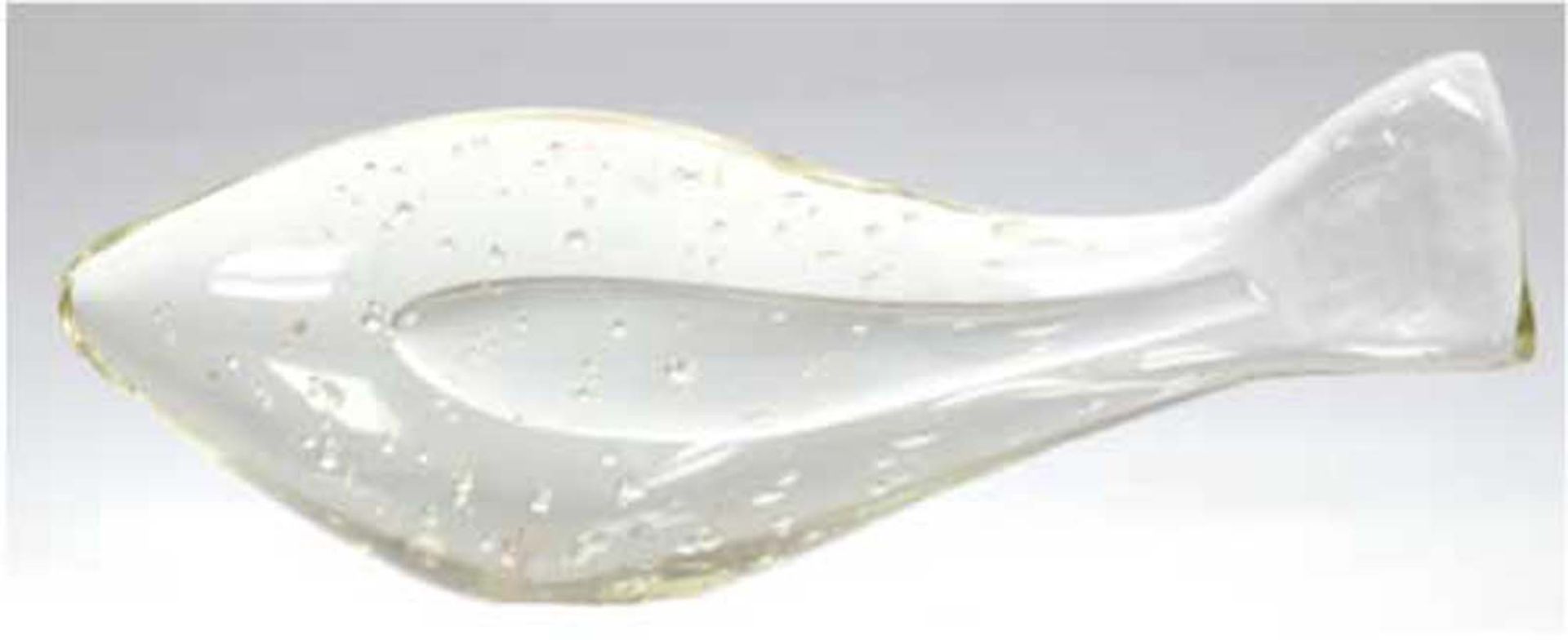 Glasobjekt "Fisch", gelbliches Glas mit Lufteinschlüssen, L. 31 cm