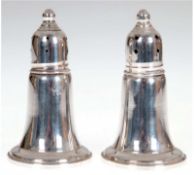 Salz- und Pfefferstreuer, 925er Silber, punziert, farbloser Glaseinsatz, H. 8 cm