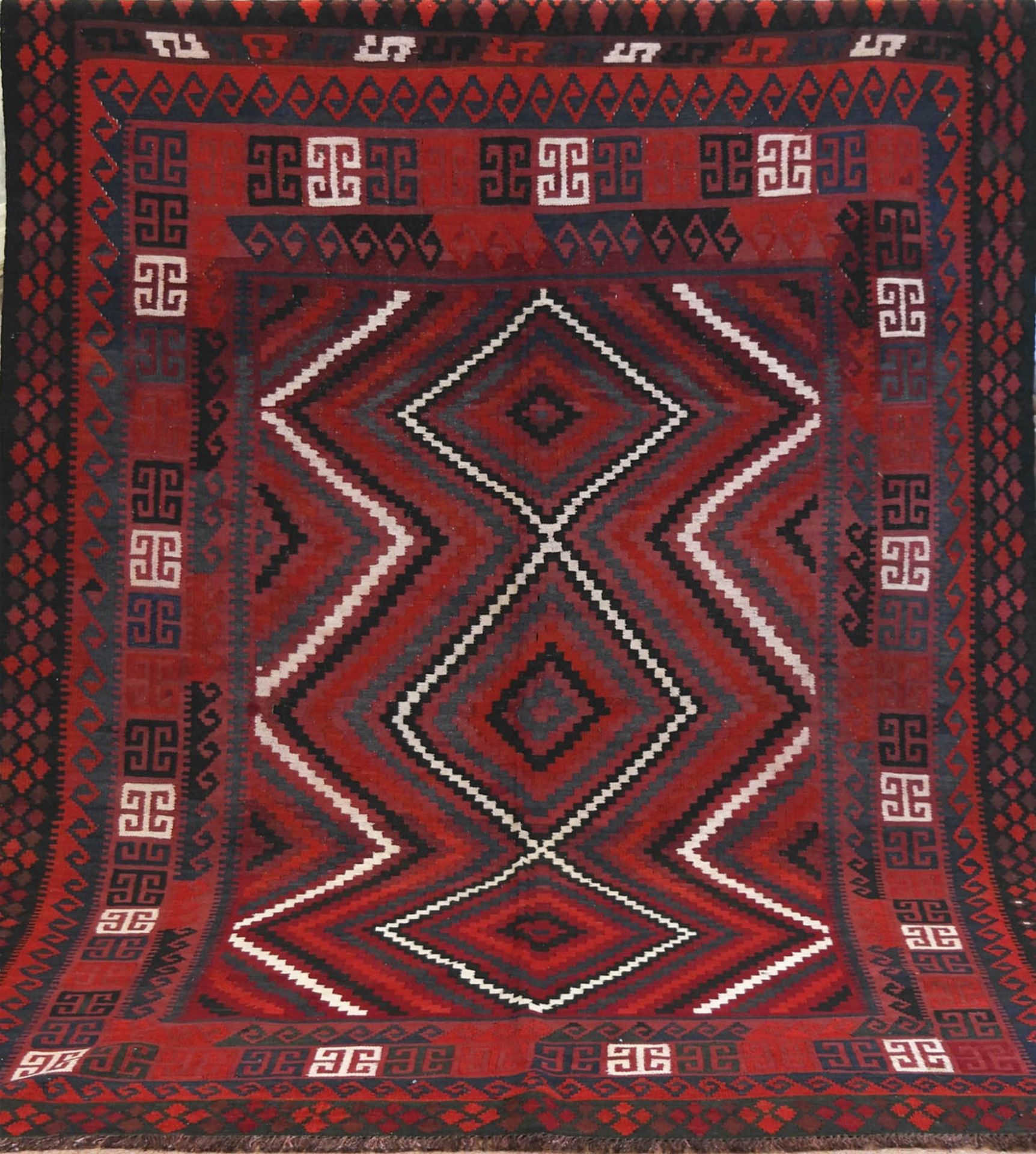 Afghan Kelim, rotgrundig mit schwarz/weißem Rautenmuster und Ornamentdekor, 245x175 cm