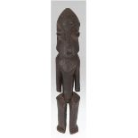 Ahnenfigur, Uganda, figürlich, Holz geschnitzt, braun gefaßt, kl. Schwundriß, H. 38 cm