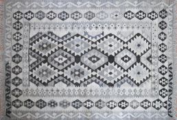 Afghan Kelim, graugrundig mit schwarz/grauem Rautenmuster, 200x146 cm