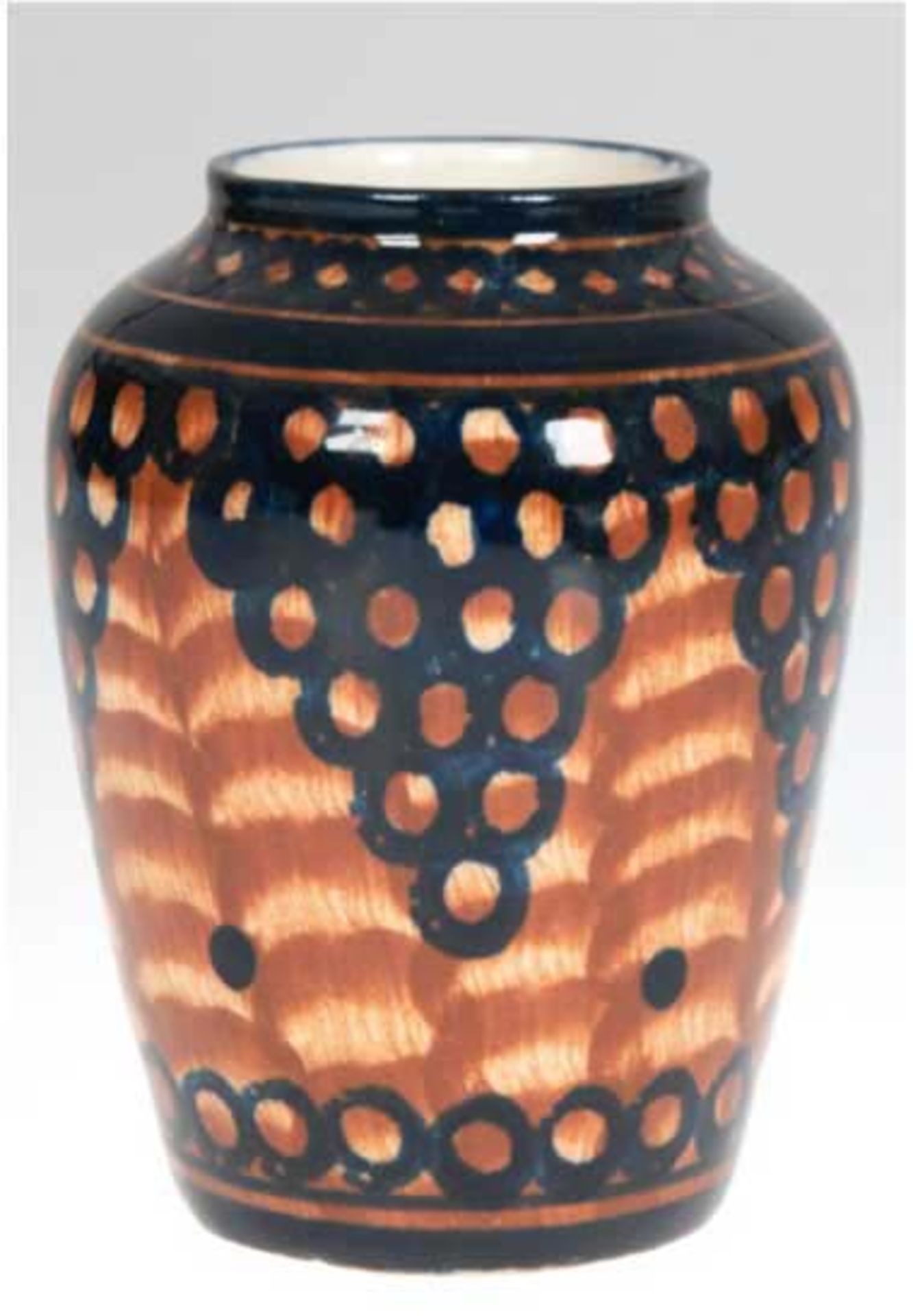 Vase, Bunzlau um 1900, braun mit schwarzem Kreisdekor, Ritz-Nr. 8, H. 13 cm