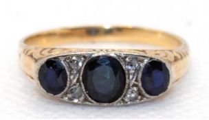 Ring, um 1900, 585er GG, 2,6 g, Saphire und Diamanten, RG 58, Innendurchmesser 18,4 mm