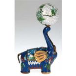 Figur "Elefant mit Kugel", Cloisonne, mit polychromem Floraldekor, Kugel lose, H. 16 cm