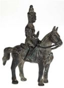 "Indischer Krieger zu Pferd", Bronze, dunkel patiniert, H. 16 cm