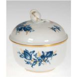 Meissen-Zuckerdose, Blaue Blume mit Goldgräsern, Aquatinta, Goldrand, 1. Wahl, H. 9 cm, Dm. 9 cm