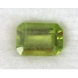 Natural Peridot, 1,06 ct, 8-eckig facettiert, grün, 7,1x5,04x3,35 mm