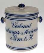 Buttertopf aus Tante-Emma-Laden, Westerwald um 1920, grau/blaue Salzglasur, Aufschrift "Feinste Mol