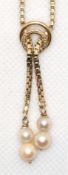 Collier, GG 585, ca. 7,4 g, Abhängung mit 4 Akoya-Perlen, Kettenlänge ca. 44,0 cm, Länge der Abhäng