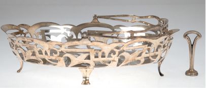 Art-Deco-Henkelschale und Petschaft, versilbert, ovale Schale auf 4 Füßchen und ornamental durchbro