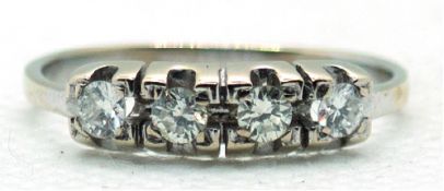 Ring, 585er WG, 2,4 g, 4 Brillanten zus. ca. 0,32 ct., RG 54, Innendurchmesser 17,2 mm