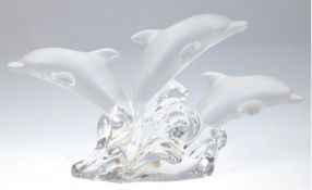 Kristallfigur " Drei springende Delfine", Nachtmann signiert, und Etikett, farbloses Glas z.T. matt
