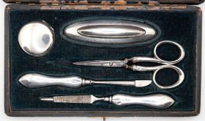 5- teiliges Nagelnecessaire, Silber,  in originalem Etui, England um ca. 1880, guter, altersbedingt