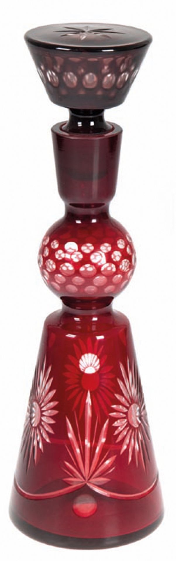 Karaffe, Kristallglas, mit rotem Überfang, floral und ornamental geschliffen, eingeschliffener Hohl