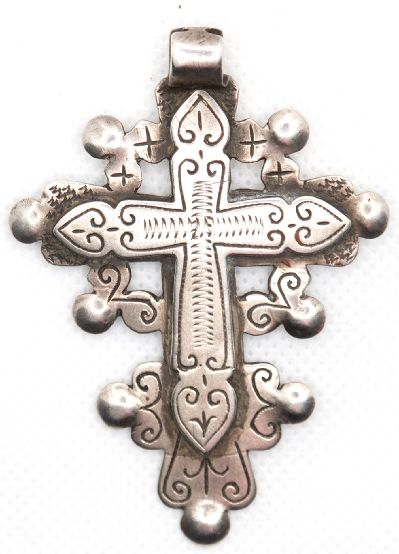 Koptischer Kreuz-Anhänger, 18. Jh., Silber (geprüft), ornamental ziseliert, L. 6,5 cm