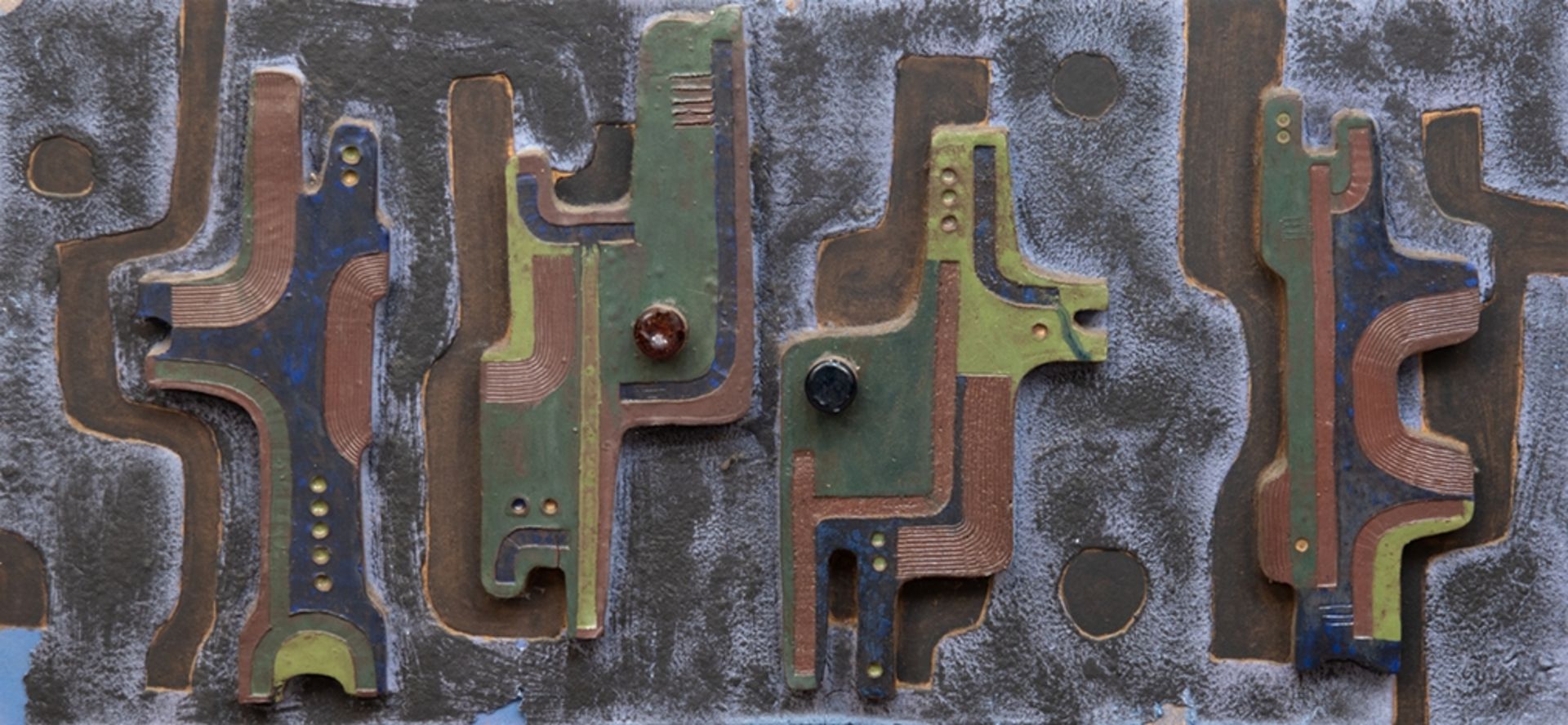 "Relief-Baukeramik", auf Sperrholzplatte, rückseitig monogr. "HMK", 2/67, 40x84,5 cm, Rahmen