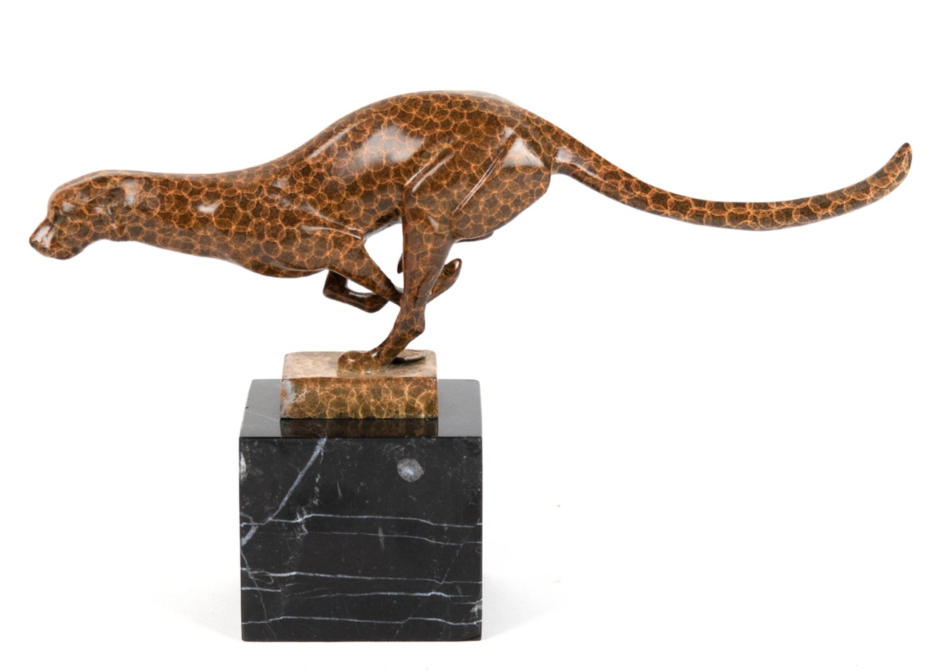 Bronze-Figur im Art-Deco-Stil "Gepard im Lauf", Nachguß, braun gefaßt, bezeichnet "Milo", Gießermar