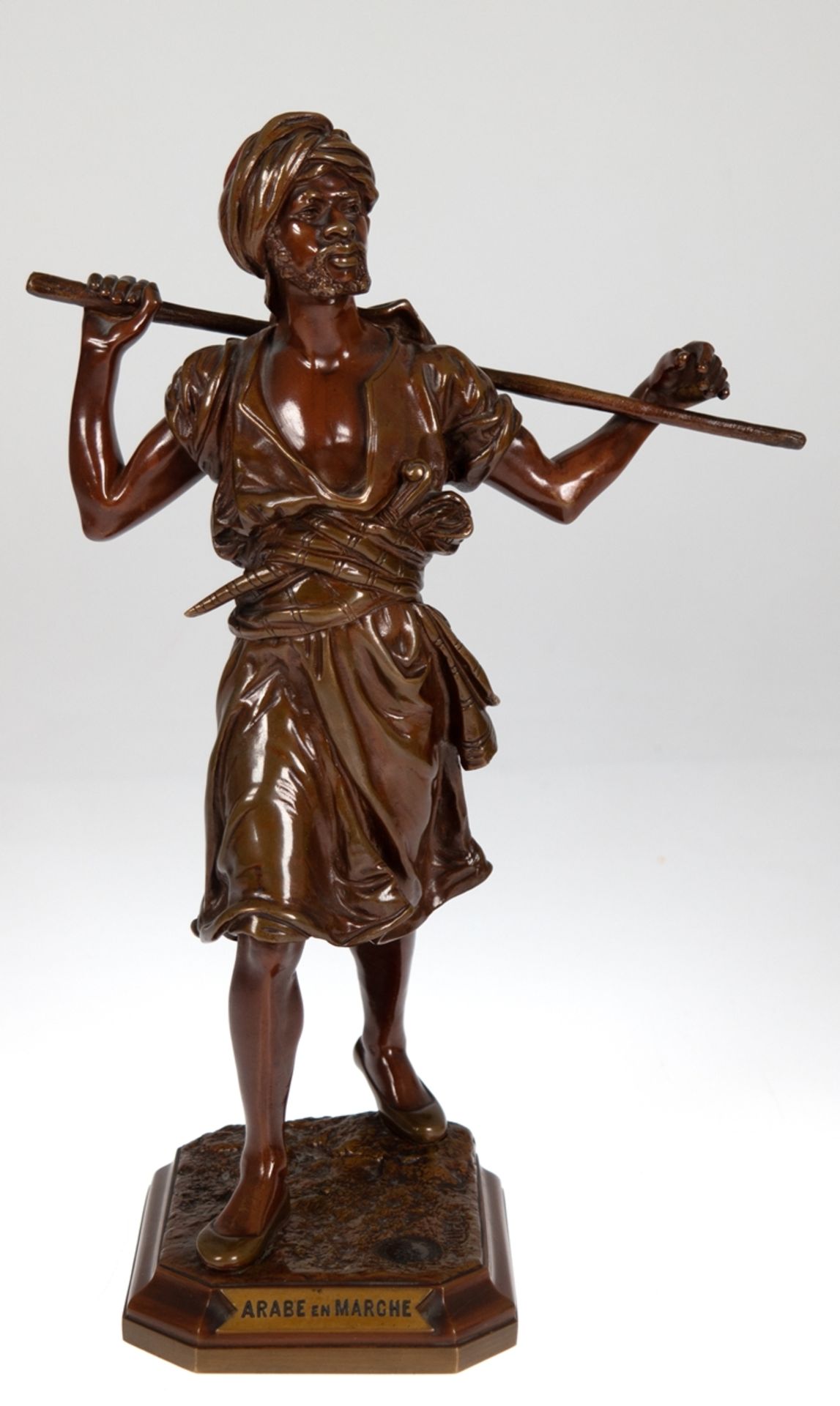 Pinedo, Emile (1840-1916 Frankreich) "Arabe en marche", Frankreich um 1900, Bronze braun gefaßt, in