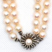 Perlenkette, 2-reihig, einzeln geknotet, 835er Silber-Verschluß, Perlen-Dm. ca. 7 mm, Ketten-L. ca.